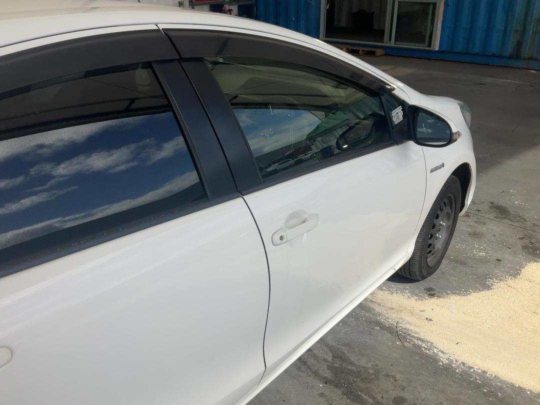 Photo '15' of Toyota Aqua