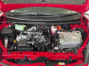Photo '13' of Toyota Aqua