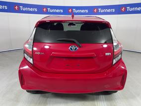 Photo '6' of Toyota Aqua