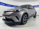 Thumbnail '4' of Toyota C-HR