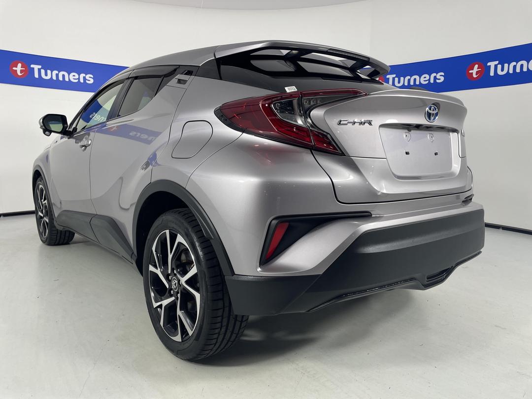Photo '5' of Toyota C-HR