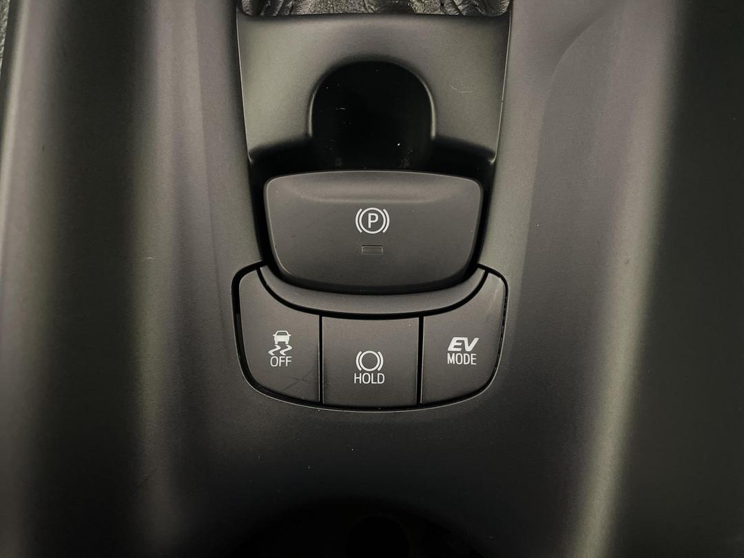 Photo '27' of Toyota C-HR