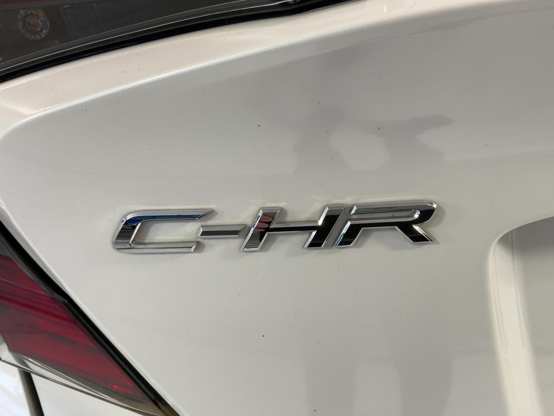 Photo '29' of Toyota C-HR