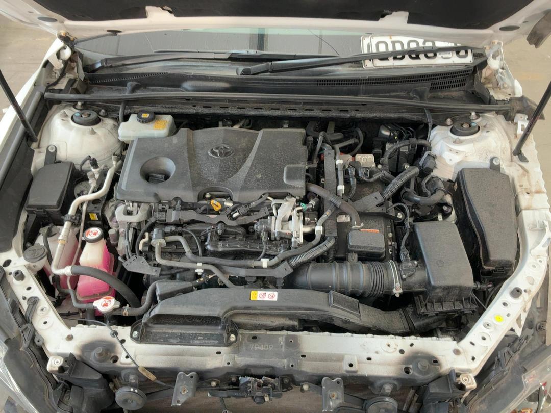 Photo '14' of Toyota Camry