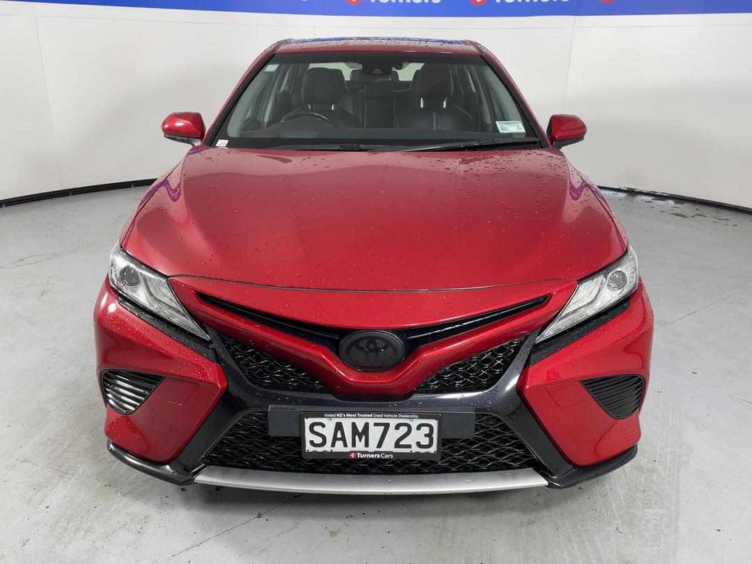 Photo '2' of Toyota Camry