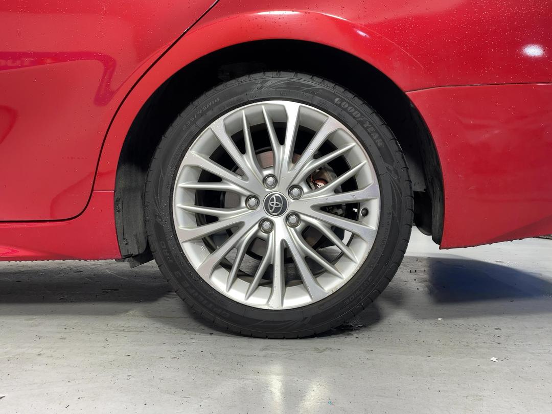 Photo '11' of Toyota Camry