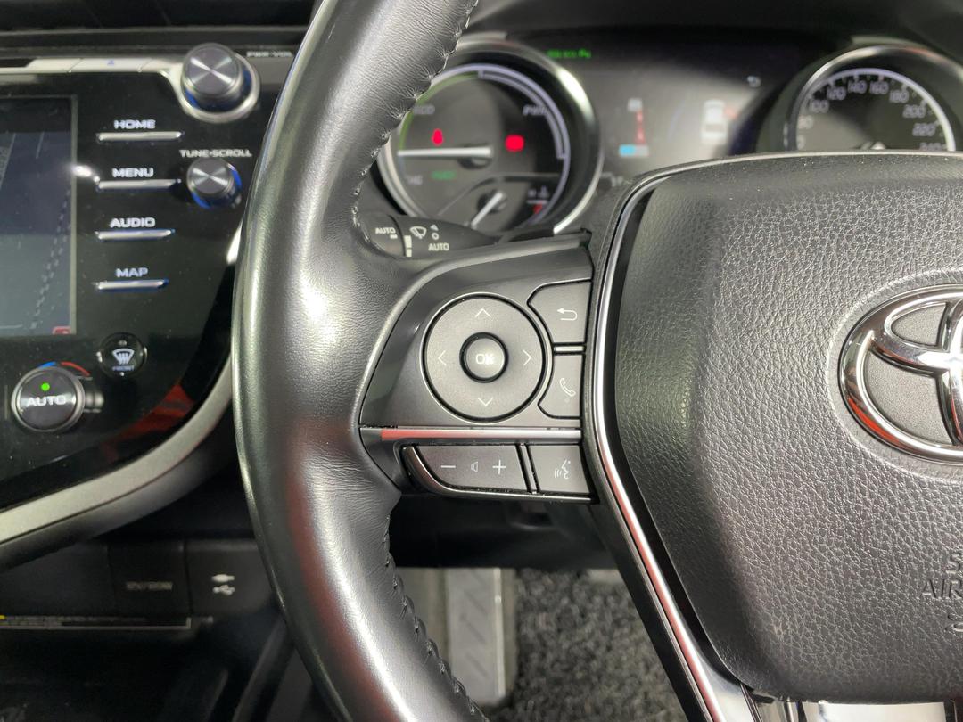Photo '33' of Toyota Camry