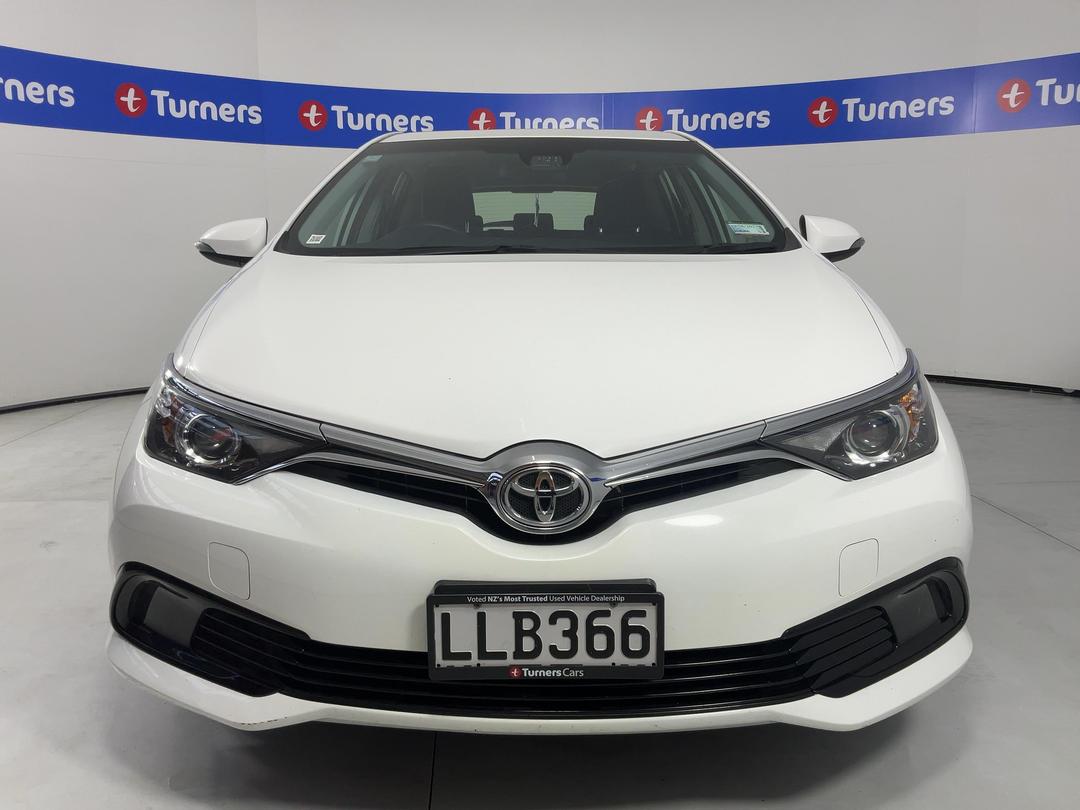 Photo '2' of Toyota Corolla