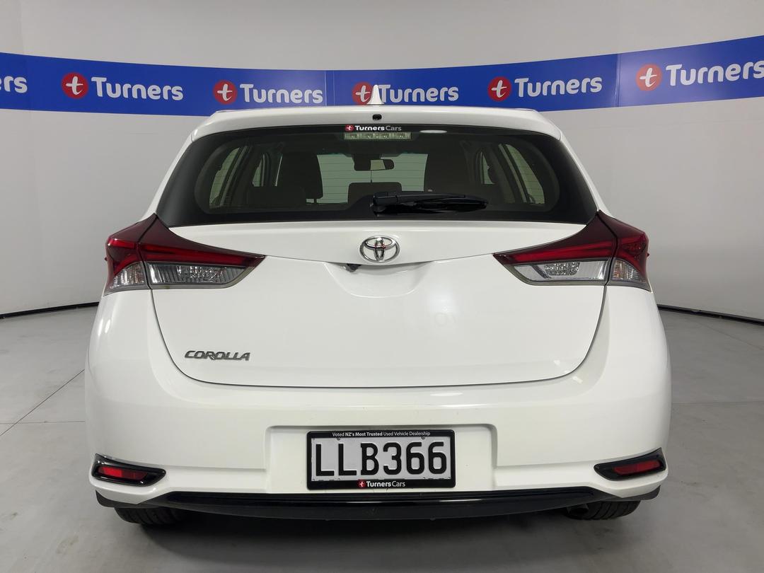 Photo '6' of Toyota Corolla