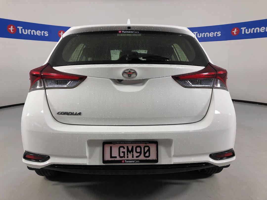 Photo '6' of Toyota Corolla