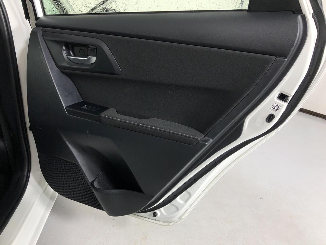 Photo '19' of Toyota Corolla