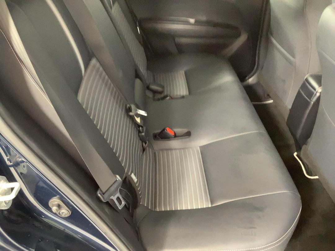 Photo '20' of Toyota Corolla