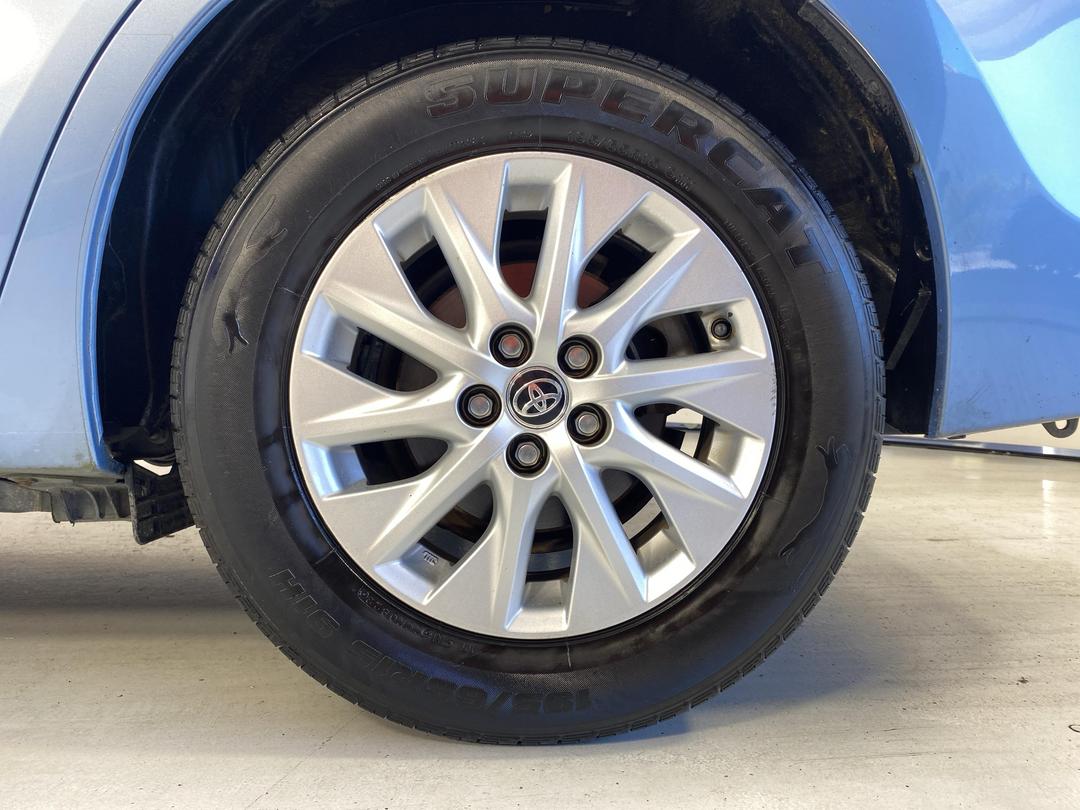 Photo '11' of Toyota Corolla