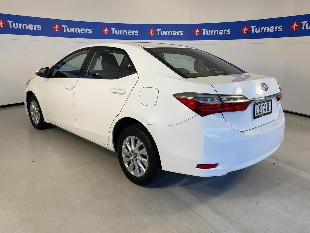 Photo '4' of Toyota Corolla GX Photo '4' of Toyota Corolla GX