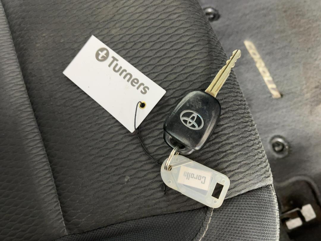 Photo '22' of Toyota Corolla