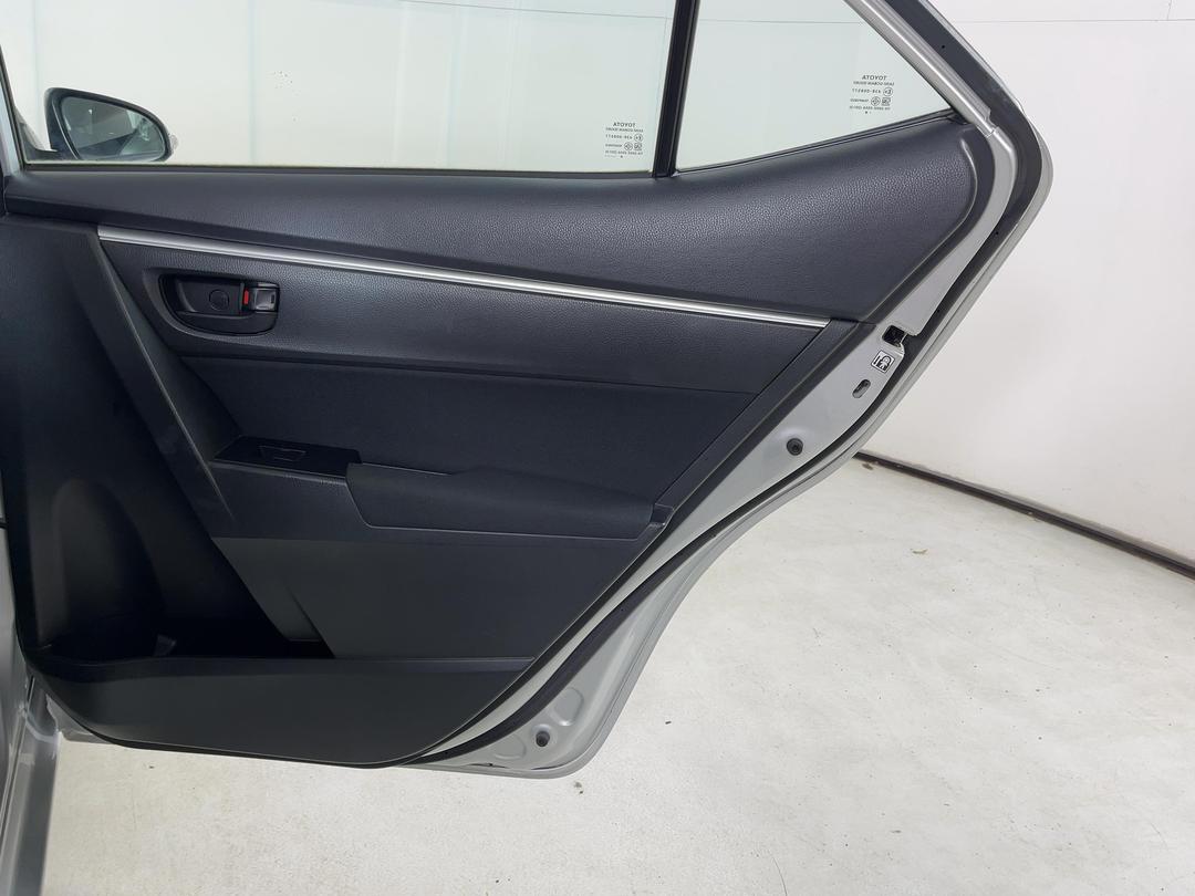 Photo '19' of Toyota Corolla