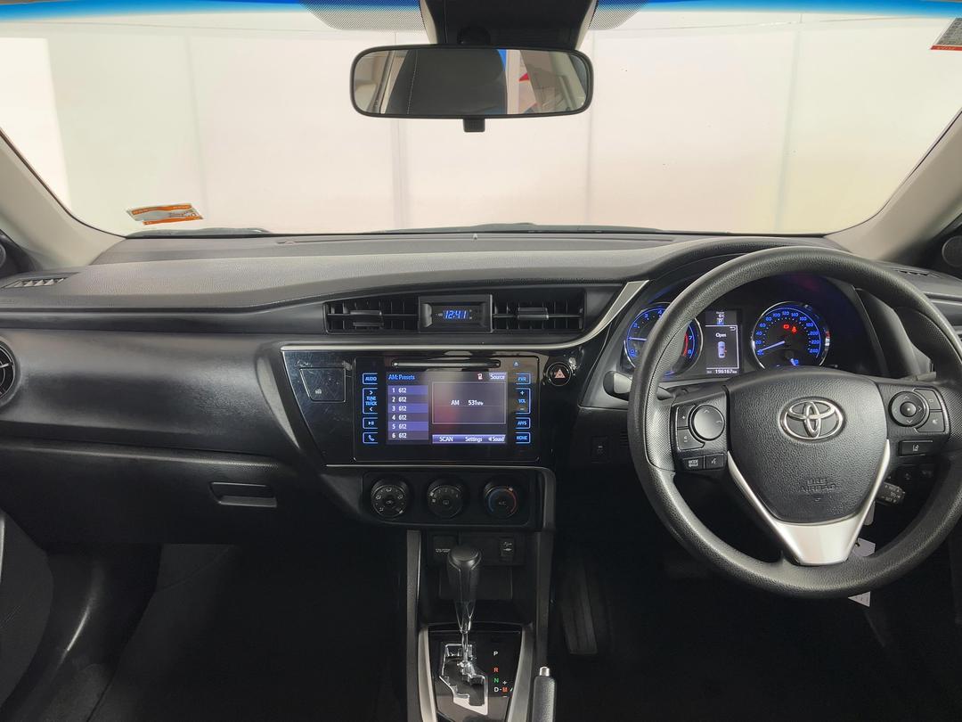 Photo '17' of Toyota Corolla
