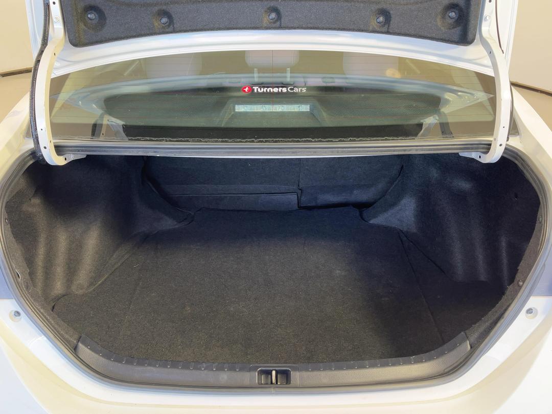 Photo '14' of Toyota Corolla