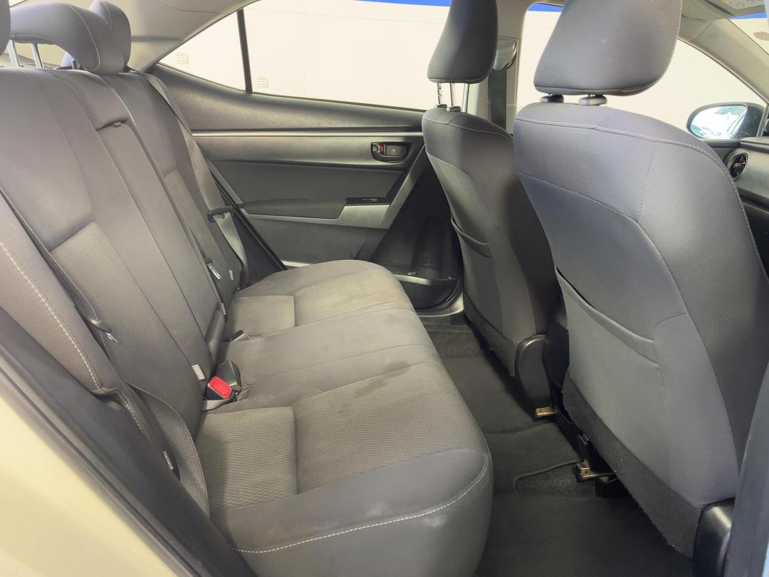 Photo '20' of Toyota Corolla