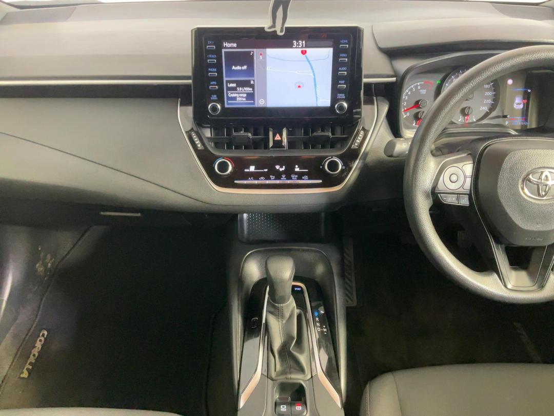 Photo '18' of Toyota Corolla