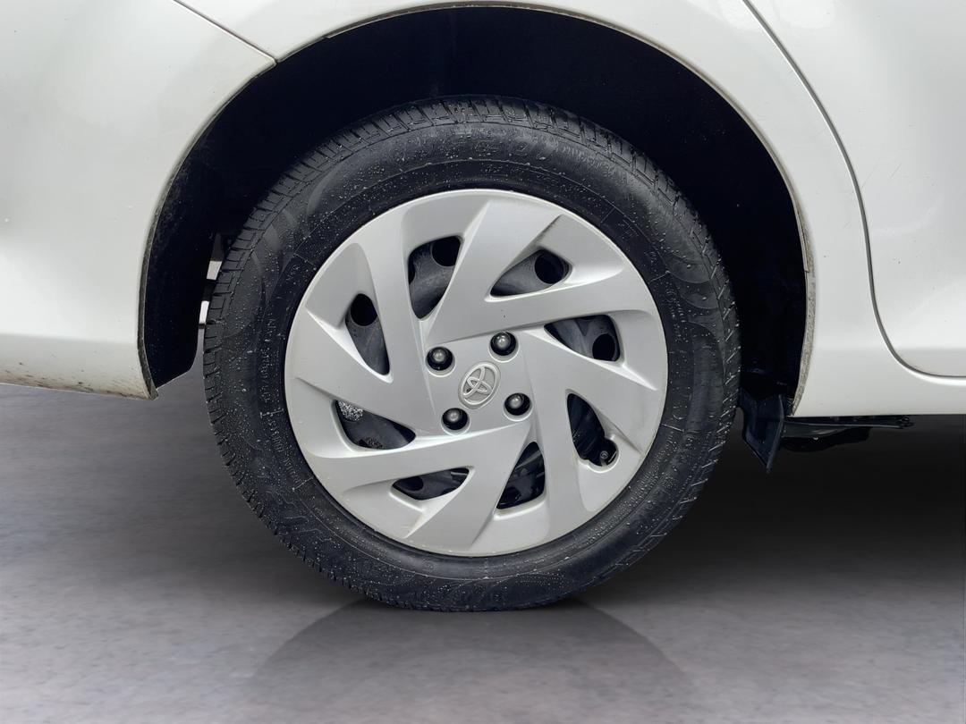 Photo '12' of Toyota Corolla
