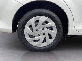 Photo '12' of Toyota Corolla