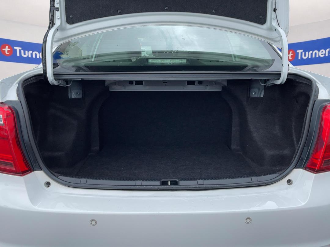 Photo '14' of Toyota Corolla