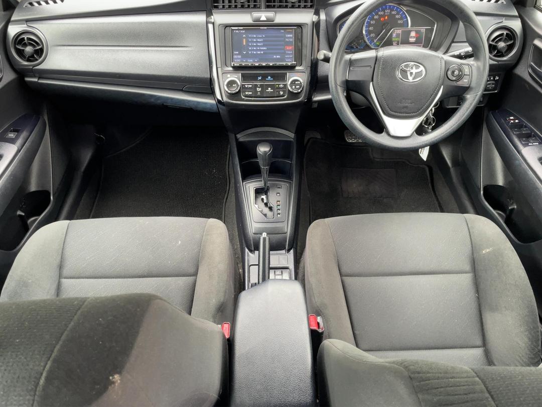 Photo '18' of Toyota Corolla