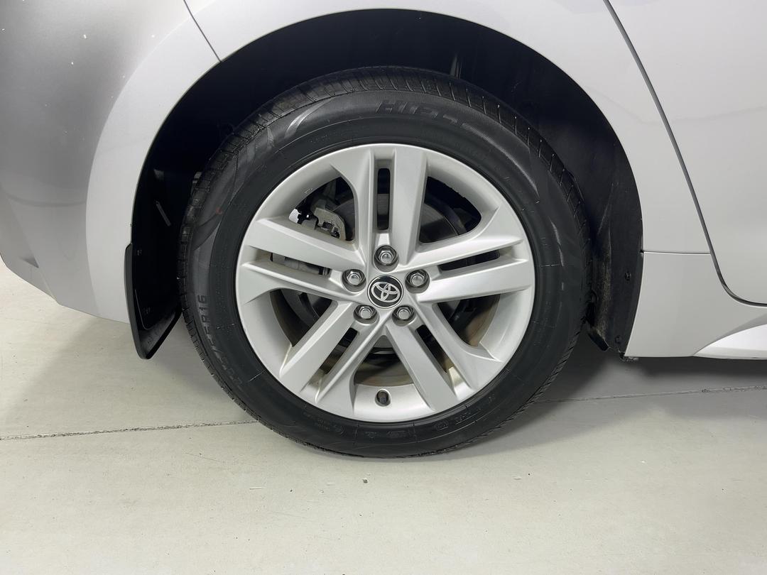 Photo '12' of Toyota Corolla