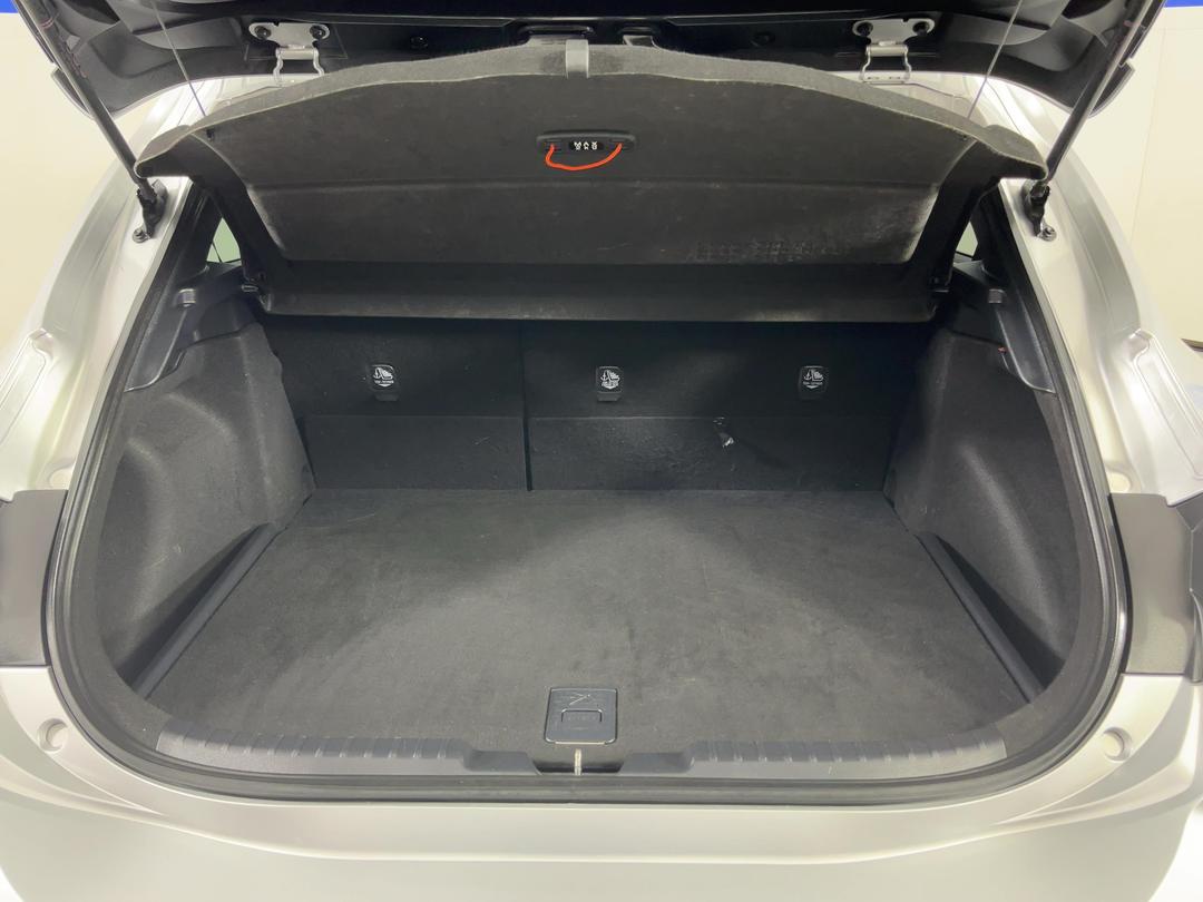 Photo '14' of Toyota Corolla