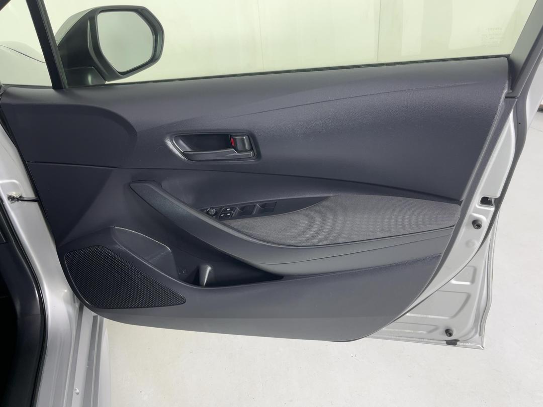 Photo '15' of Toyota Corolla