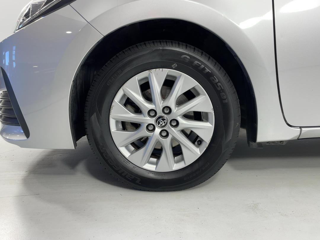 Photo '10' of Toyota Corolla