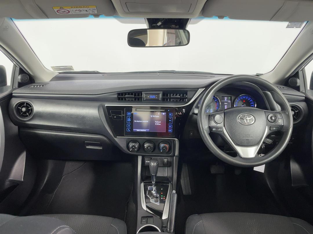 Photo '17' of Toyota Corolla