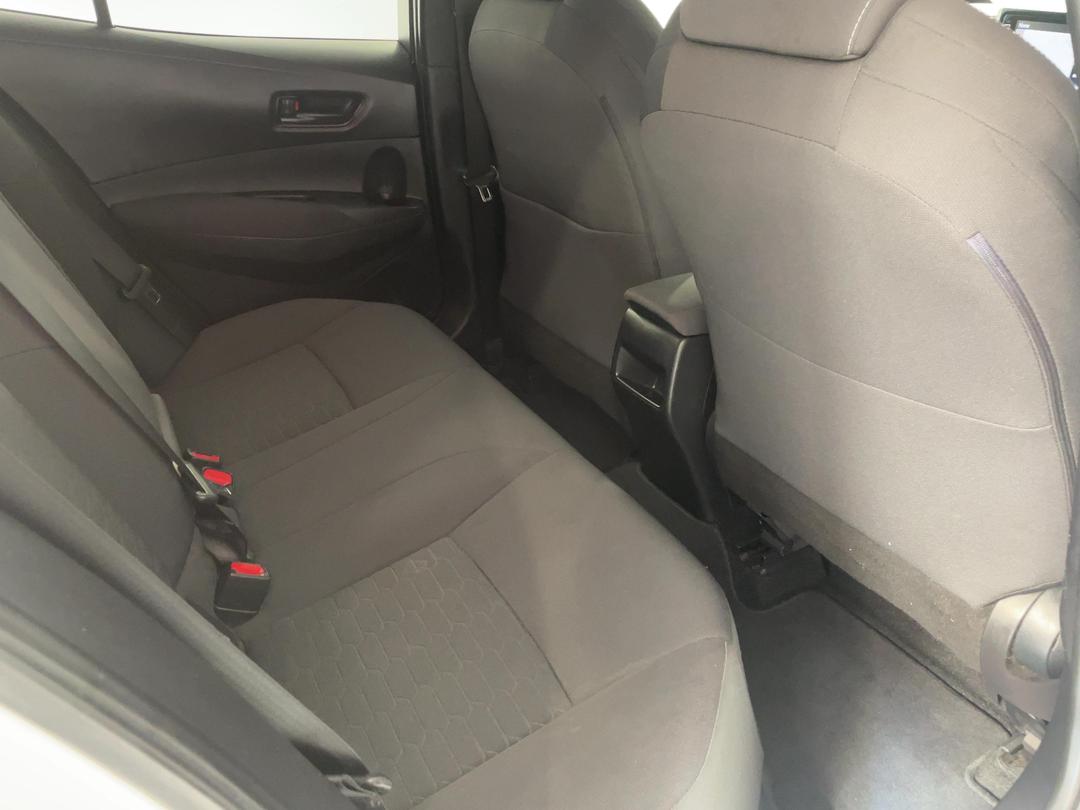 Photo '20' of Toyota Corolla