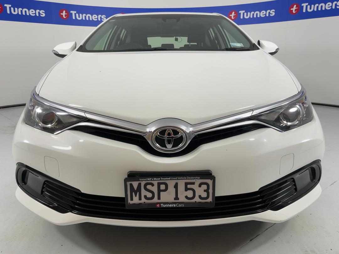 Photo '2' of Toyota Corolla