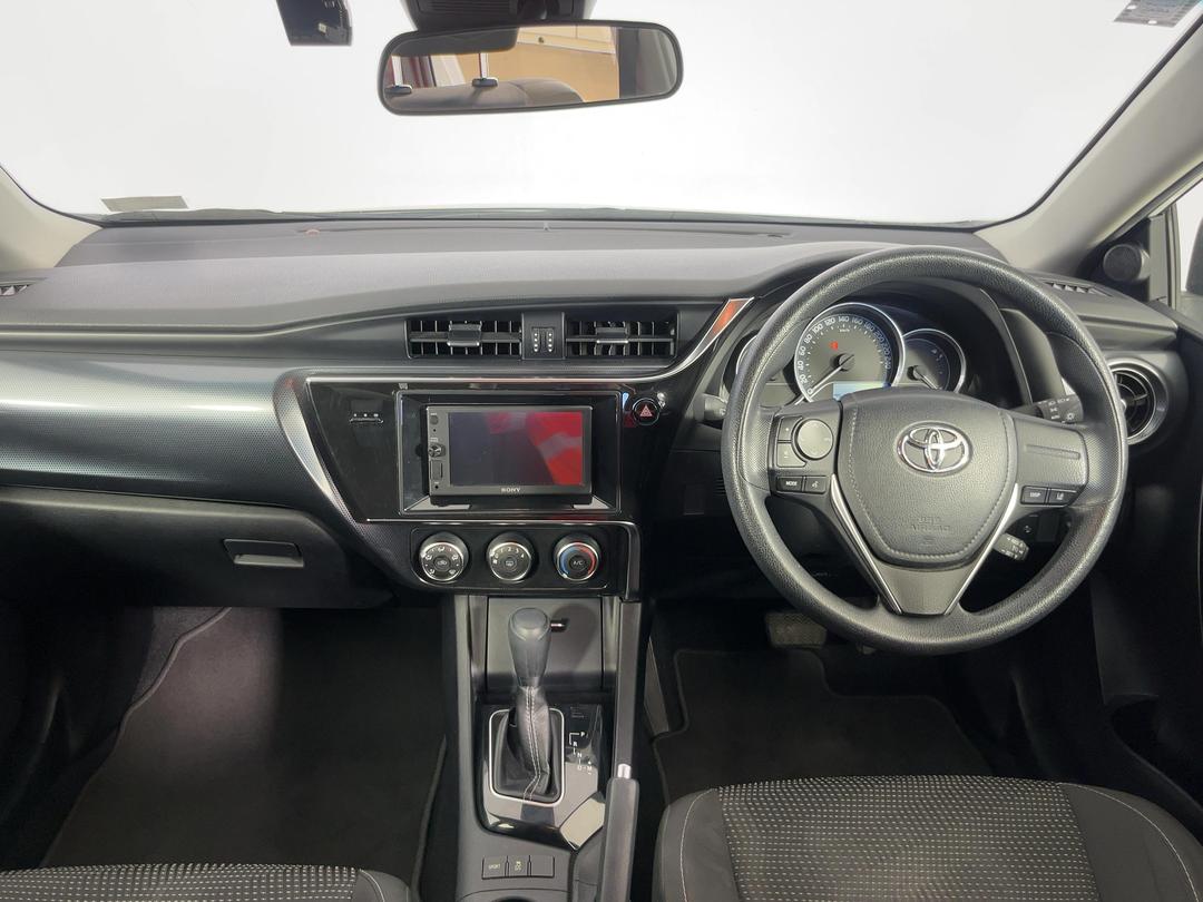 Photo '17' of Toyota Corolla