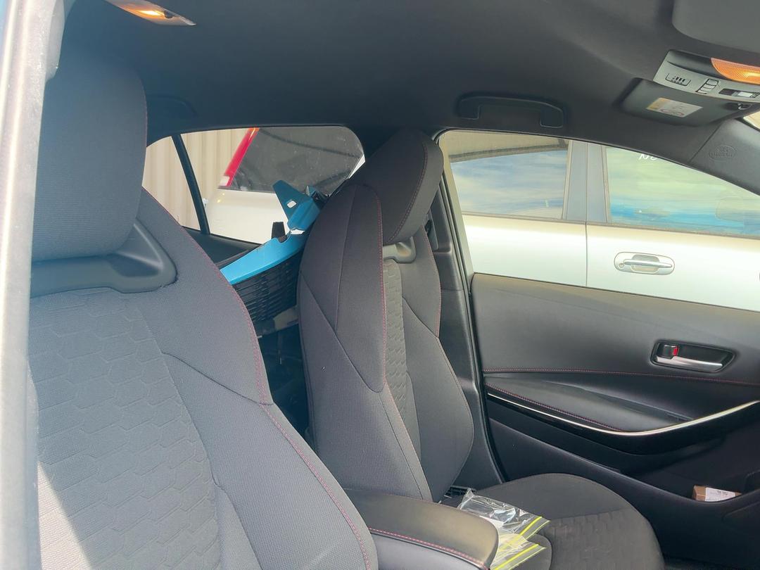 Photo '16' of Toyota Corolla