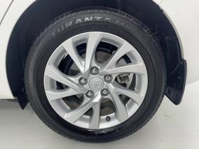 Photo '11' of Toyota Corolla