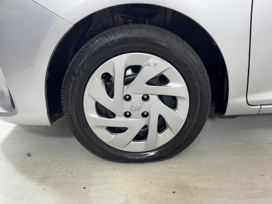 Photo '10' of Toyota Corolla Fielder