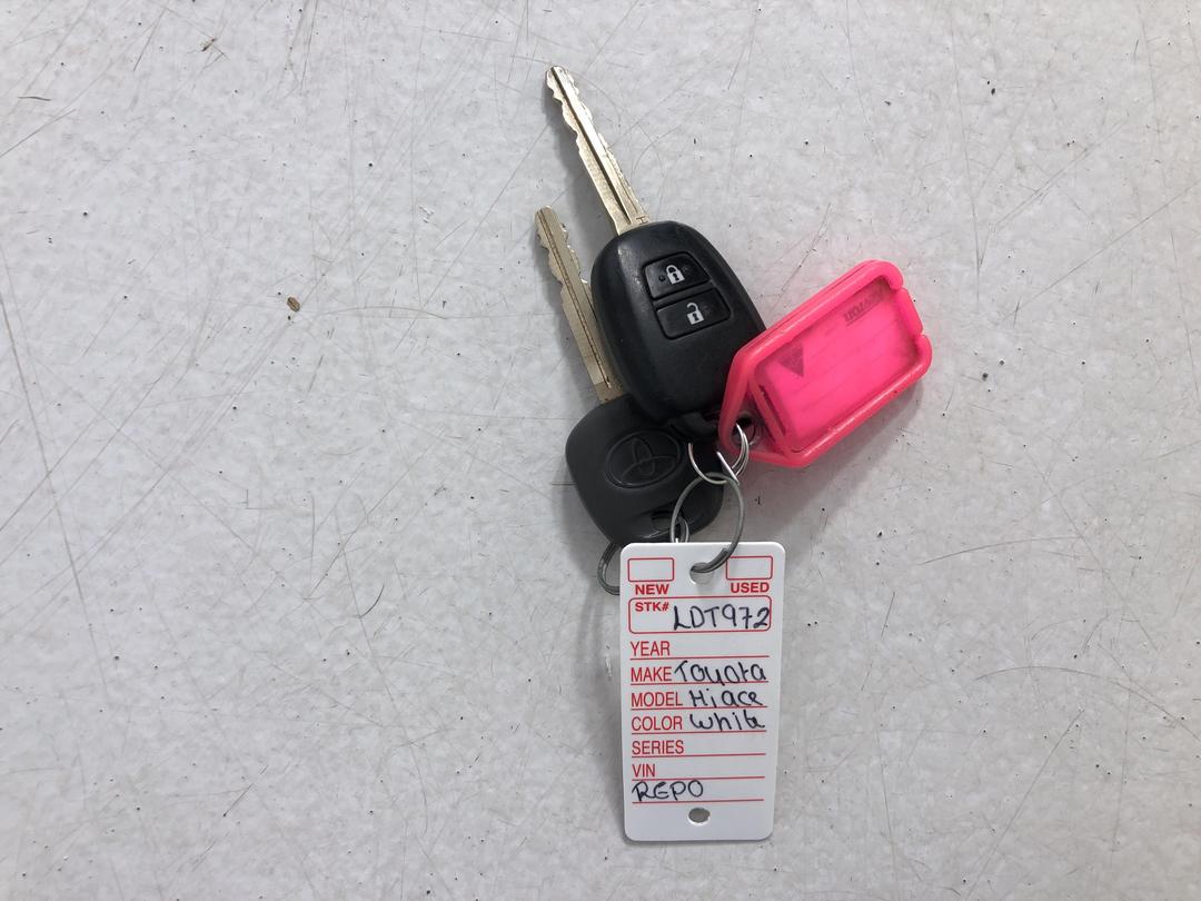 Photo '22' of Toyota Hiace