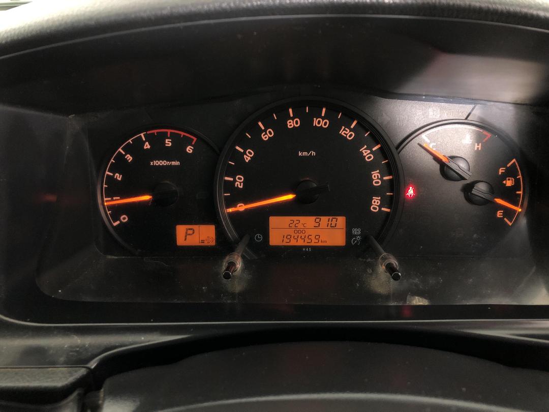 Photo '21' of Toyota Hiace