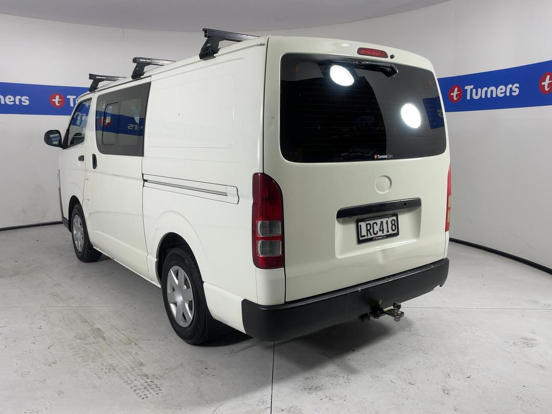 Photo '5' of Toyota Hiace