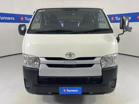 Photo '2' of Toyota Hiace