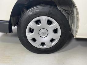 Photo '10' of Toyota Hiace