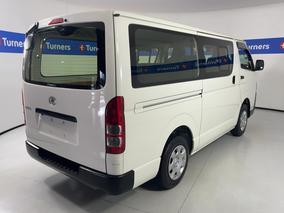 Photo '7' of Toyota Hiace