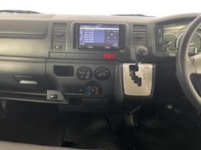 Photo '18' of Toyota Hiace