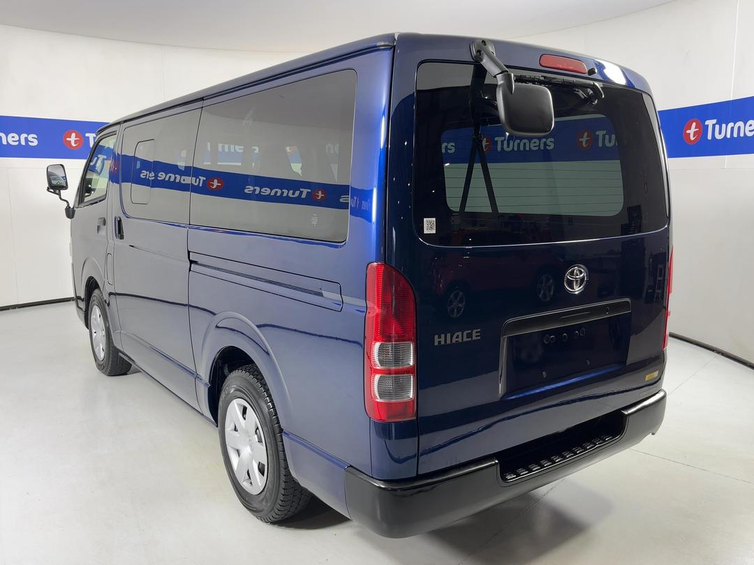 Photo '5' of Toyota Hiace
