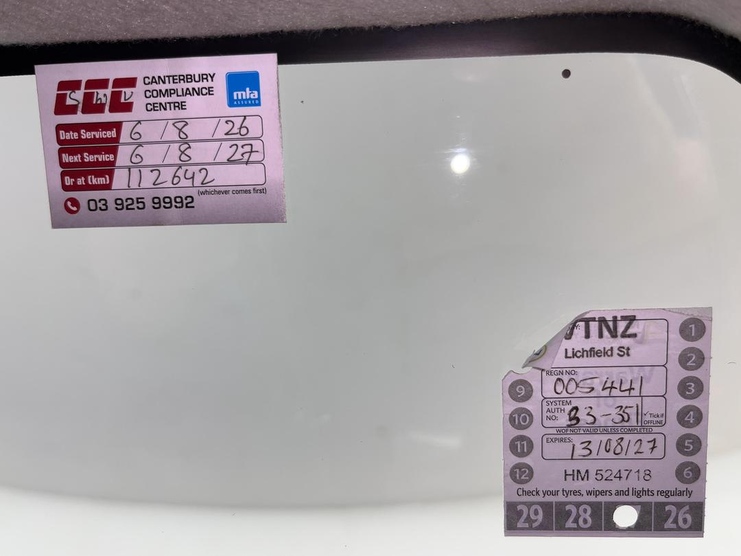 Photo '22' of Toyota Hiace