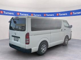 Photo '7' of Toyota Hiace
