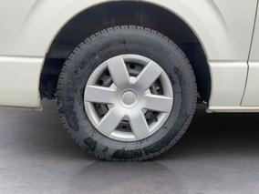 Photo '12' of Toyota Hiace